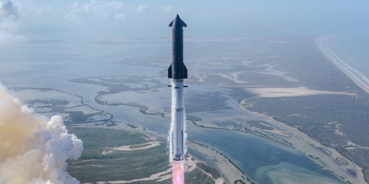 Starship V3 despega por primera vez. Fuente: SpaceX