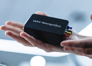 UAV Navigation–Grupo Oesía lanza el autopiloto VECTOR-300 para sistemas no tripulados. Fuente: UAV Navigation–Grupo Oesía