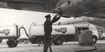 Air bp cumple 100 años suministrando combustible de aviación. Fuente: Air bp