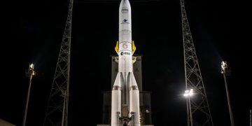 Arianespace lanzó su Ariane 64 con propulsores avanzados y 36 satélites Amazon Leo a bordo. Fuente: Arianespace