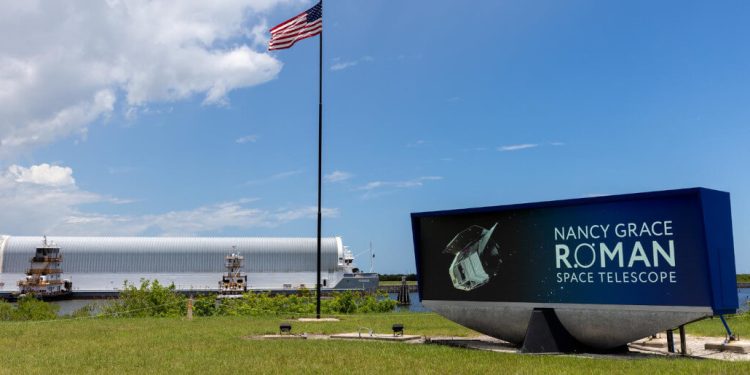 El telescopio espacial Nancy Grace Roman de la Nasa llegó a Florida para su próximo lanzamiento. Fuente: Nasa/Amber Jean Notvest