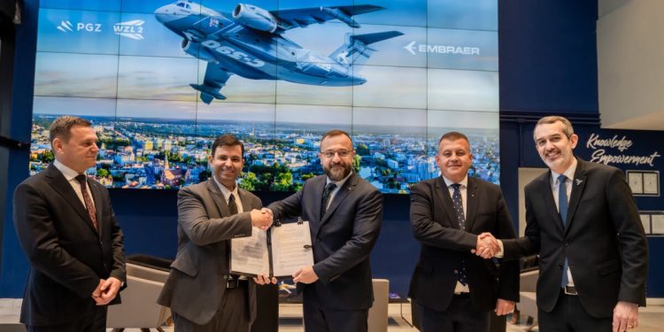 Embraer y WZL-2 impulsarán la cooperación industrial aeroespacial en Polonia. Fuente: Embraer