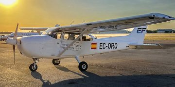 La ETSIAE recupera los “bautismos de vuelo”. Fuente: ETSIAE