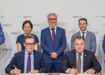 La USAL y el COPAC colaborarán en el fomento de la formación aeronáutica. Fuente: COPAC/USAL