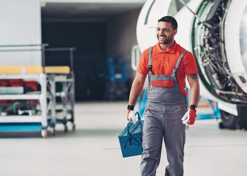 Técnico de mantenimiento. Fuente: IATA