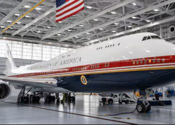 Trump reestrena como Air Force One el Boeing 747-8 usado y regalado por Catar. Fuente: Fuerza Aérea de EEUU