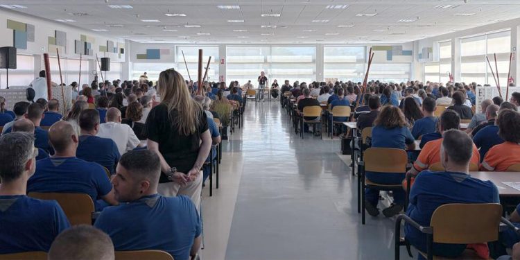 CCOO y Airbus alcanzan un preacuerdo que contempla mejoras salariales y laborales. Fuente: CCOO