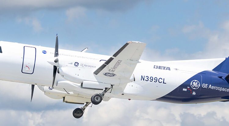 GE Aerospace con la Nasa, BETA Technologies y Boeing realizó el primer vuelo híbrido eléctrico a gran altitud. Fuente: GE Aerospace