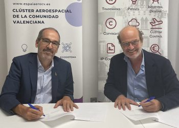 El presidente de Espai Aero CV, Pepe Nieto, y el socio director de ISERN Patentes y Marcas, Jorge Isern. Fuente: Espai Aero CV
