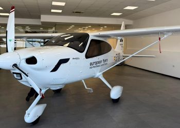 European Flyers inicia con un Tecnam P2010 TDI la renovación de su flota de formación. Fuente: European Flyers