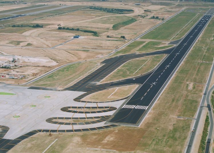 Pista 18R-36L de Barajas. Fuente: Grupo San José