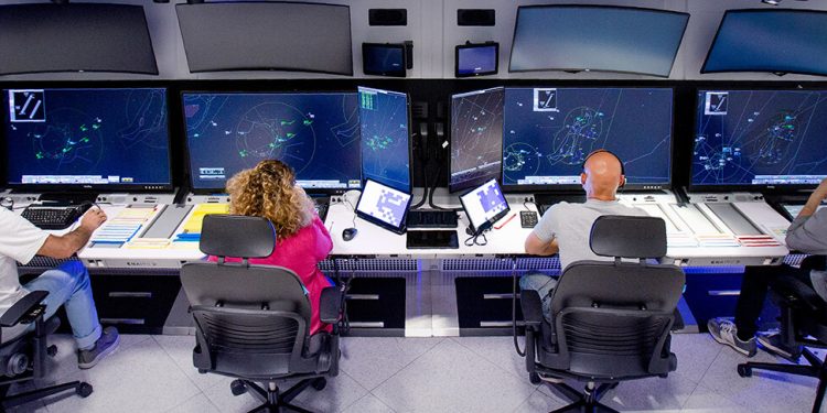 Centro de Control de ENAIRE en Canarias. Fuente: ENAIRE