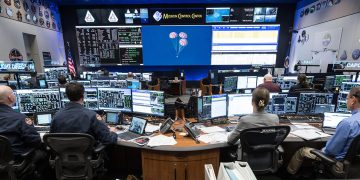 El equipo de control de vuelo de Artemis II. Fuente: Nasa/Robert Markowitz