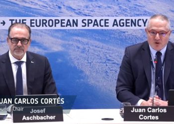 Josef Aschbacher, director general de la ESA, y Juan Carlos Cortés, presidente del Consejo de la ESA. Fuente: Actualidad Aeroespacial