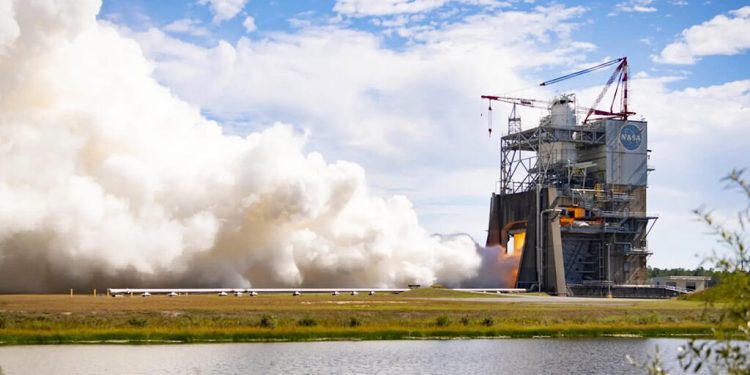 La Nasa prueba el motor RS-25 en apoyo de futuras misiones Artemisa. Fuente: Nasa