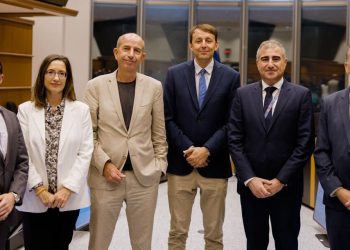 Participantes del encuentro Conectividad satelital: un motor para la competitividad y la autonomía europea. Fuente: Sateliot
