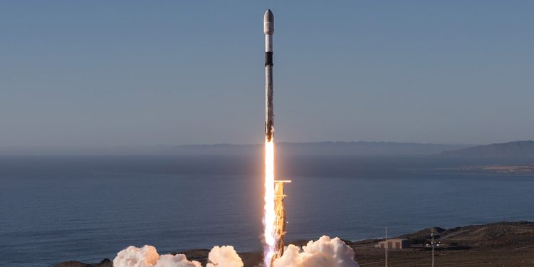 SpaceX lanzó la misión USSF-481. Fuente: SpaceX
