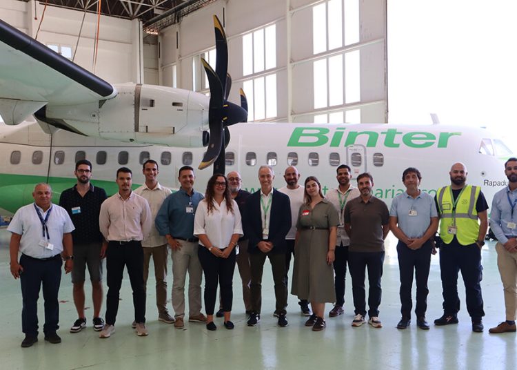 Visita al hangar de mantenimiento de Binter Technic. Fuente: Binter Technic.